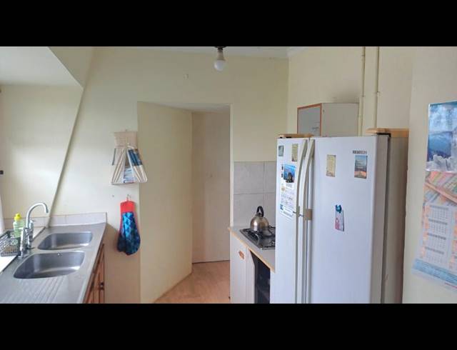 5 BEDROOM HOUSE FOR SALE IN EASTWOOD